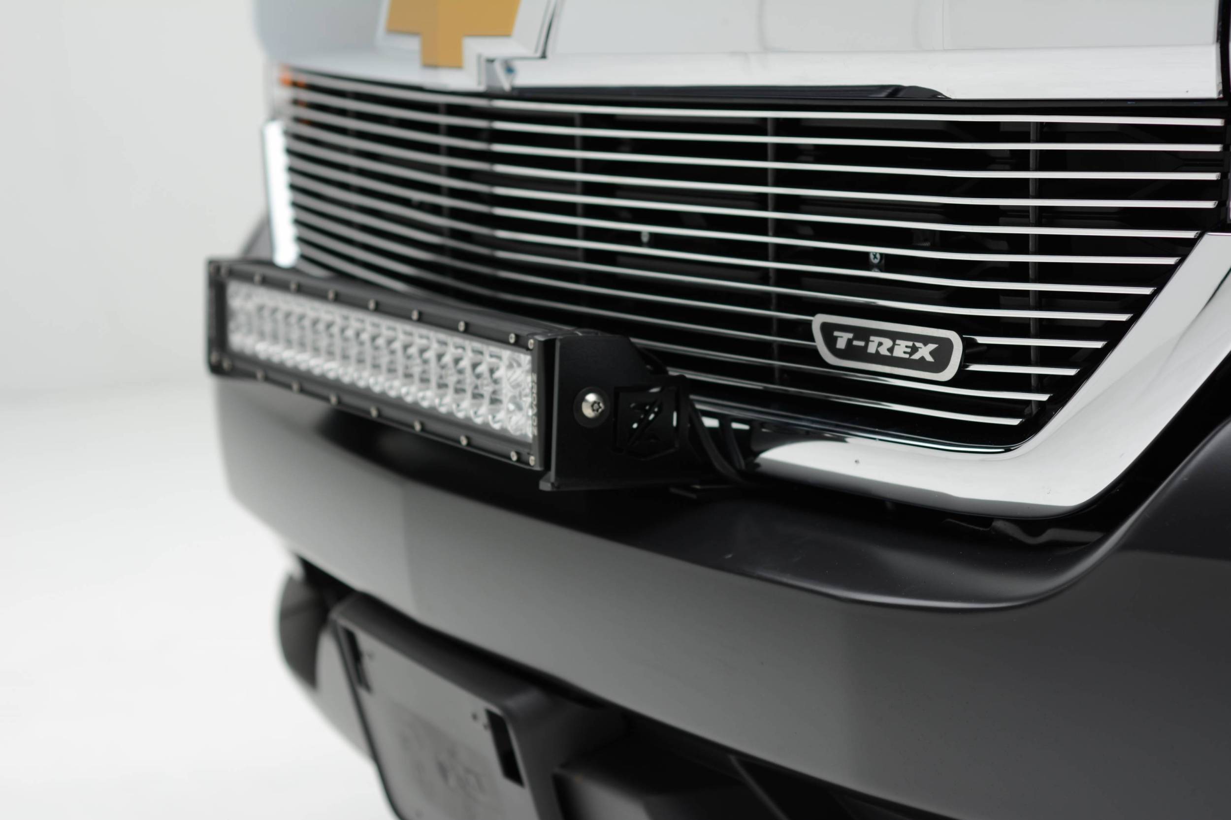 ZROADZ OFF ROAD PRODUCTS - 2016-2018 Chevrolet Silverado 1500 Front Bumper Top LED Kit with (1) 30 Inch LED Straight Double Row Light Bar - PN #Z322082-KIT - Image 1